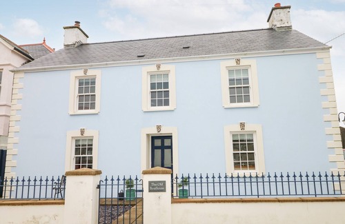 Trefin House | THE OLD BOATHOUSE, pet friendly, with open fire in St Davids