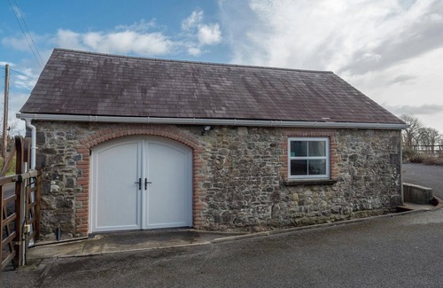 Golden Grove Cottage | The Old Forge, Llandeilo
