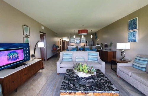 Oyster Pond Apartment | The Old Luxurious Westin to the new Marriott