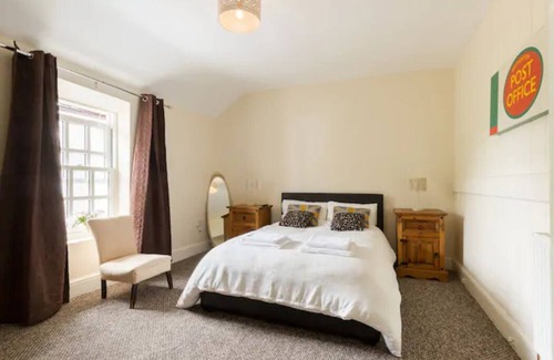 Bretforton House | The Old Post Office - Bretforton Holiday Home