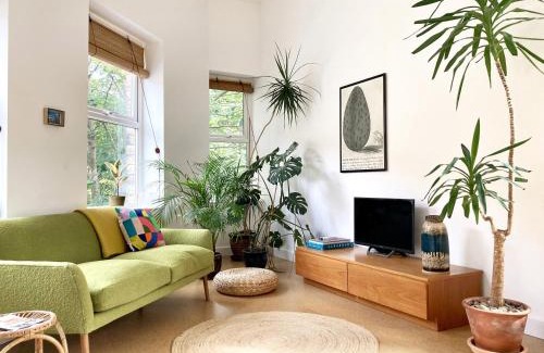 Wadsworth Apartment | The Old Riverside School House Apt 3