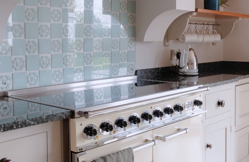 Burrough on the Hill House | The Old Sweet Shop, 4 BDR House