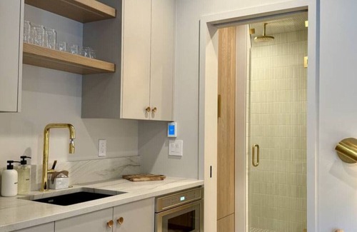 Crested Butte Hotel | The Outpost - Cloud City Suite (1 BR)