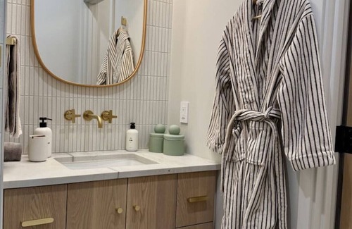 Crested Butte Hotel | The Outpost - Cloud City Suite (1 BR)