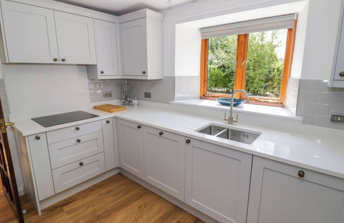 Witney Cottage | The Paddock