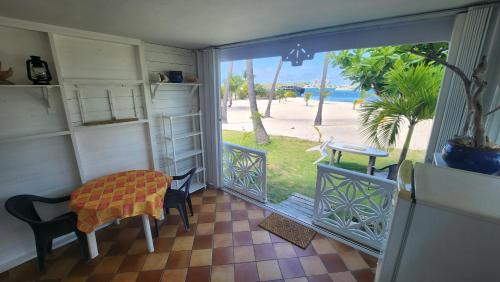 Nettle Bay Apartment | The Palm - Studio on the beach