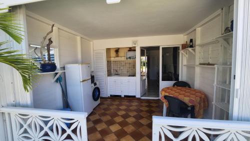 Nettle Bay Apartment | The Palm - Studio on the beach