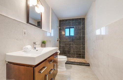 Cutler Bay House | The Palms - Pool Table, Heated Pool, Work Area & BBQ