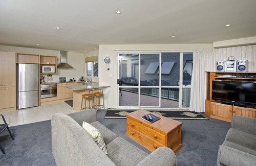 Mount Maunganui Apartment | The Pavilions Beachfront Apartments