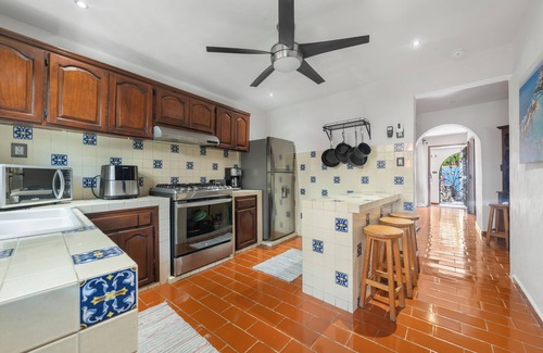 Centro - Supmza 001 Apartment | The Pearl Room 3, The Pearl - Room 3 The Mermaid and The Pearl Hotel