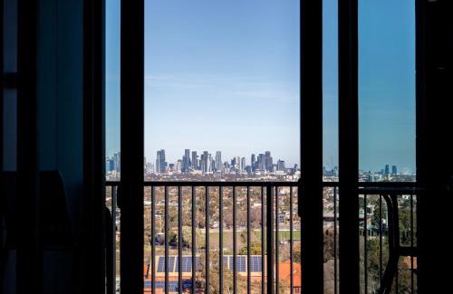 Coburg Apartment | The Pentridge Apartment