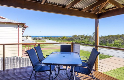 Ledge Point House | The perfect sunset odessey by the sea