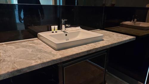 Kuala Lumpur City Centre Apartment | The Platinum KLCC By Aura Suites