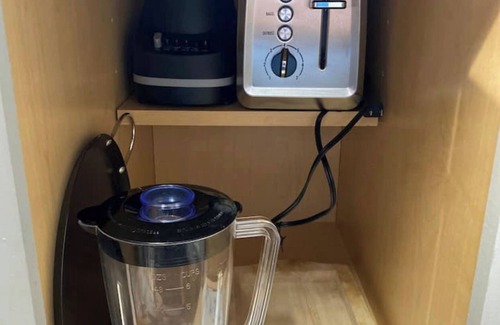 San Antonio Apartment | The Play & Stay Escape-Charming 2-bedroom apartment in the heart of San Antonio.