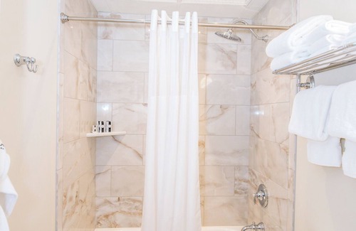 Red Lodge Hotel | The Pollard Hotel