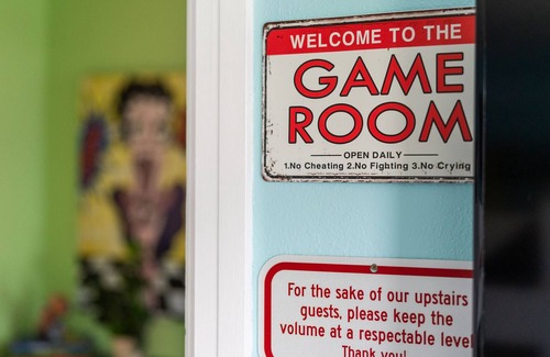 Staunton Apartment | The Pop Inn|Sleep 6+|Pop Culture Design|Wii+Games