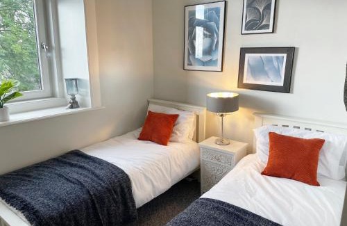 Greenock Apartment | The Portside Apartment