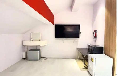 Marine Parade Apartment | The Quintessence Suite