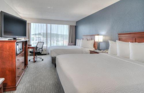 Pigeon Forge Hotel | The Ramsey Hotel and Convention Center