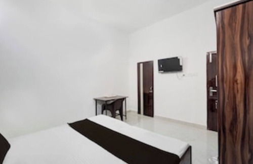 Amritsar Bed & Breakfast | The Rate quoted for All 7 Bedrooms is 165 USD. Famous Golden Temple 3 km away