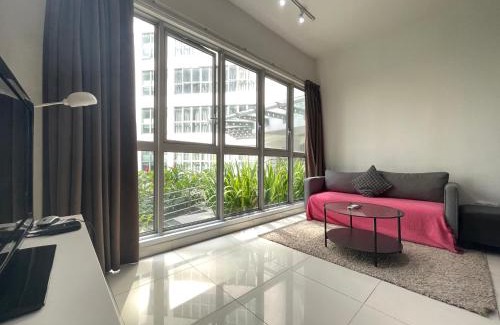 Chow Kit Apartment | The Regalia Residence By Paradigm-HomeStay