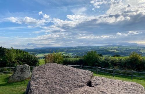 Westbrook Court House | The Retreat