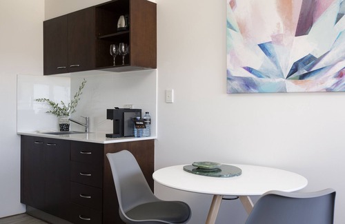 Spring Hill Apartment | The Ridge Apartment Hotel