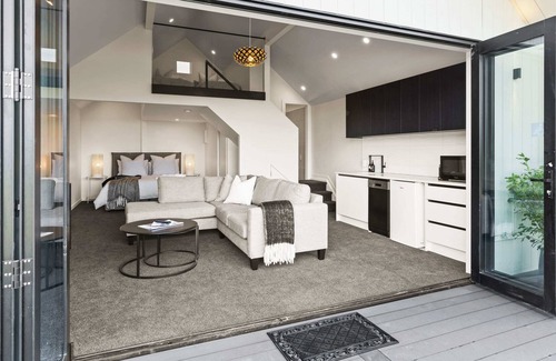 Mangawhai Ski Chalet | The Ridge Mangawhai. Luxury Pod