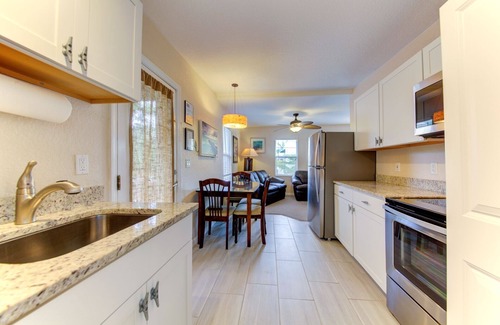 Siesta Key Apartment | The Ringling Beach House