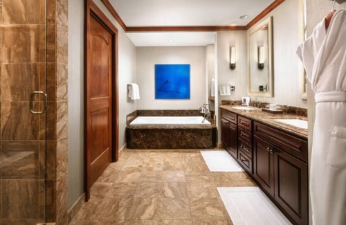 Vail Resort | The Ritz Carlton Club Residence 3 bedroom