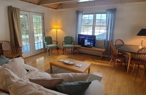 Lyme Center House | The River House of Lyme