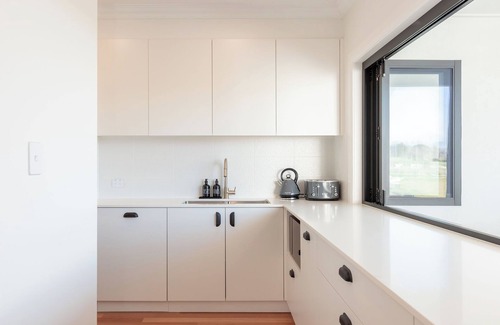 Burradoo House | The Riverside House