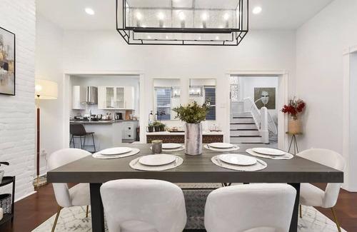 East Liberty House | The Riverview Room on Beatty