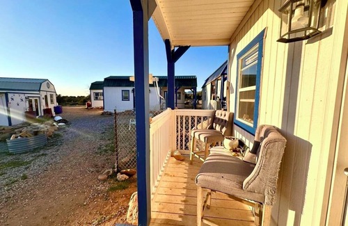 Kingman Cabin | The Roadrunner: Experience Arizona Agritourism