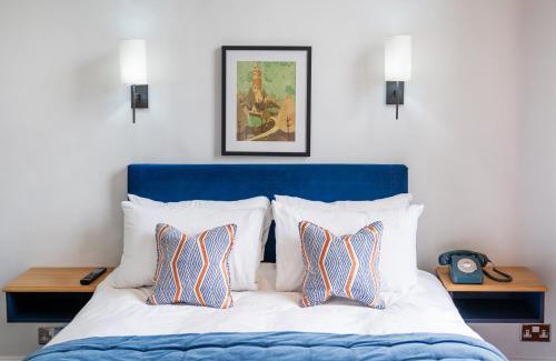 Clifton Hotel | The Rodney Hotel