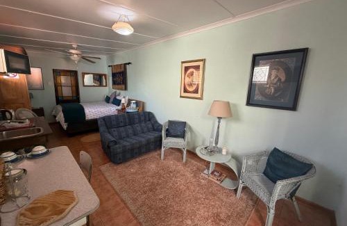 Cradock House | The Rose and Olive