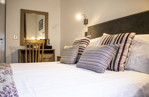 Rostrevor Hotel | The Rostrevor Inn