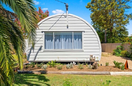 Cessnock House | The Roundhouse 4BR Home