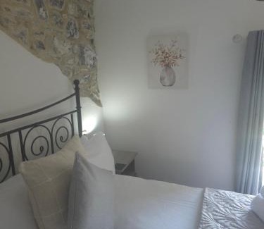 Llandovery Hotel | The Royal Oak Inn, Rhandirmwyn