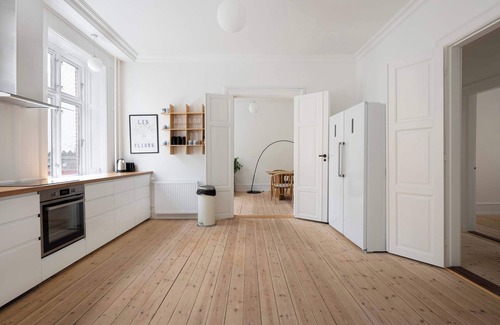 Osterbro Apartment | The Royale Apartment with 4 bedrooms