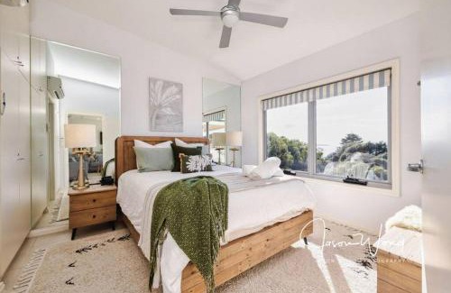 Encounter Bay Apartment | The Salty Seagull – ocean-view luxe!