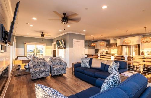Oak Island House | The Sandcastle by Oak Island Accommodations