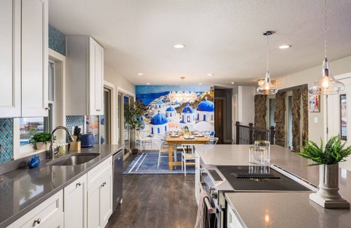 Scenic Heights House | The Santorini Retreat | Pool, Hot Tub, Game Room!