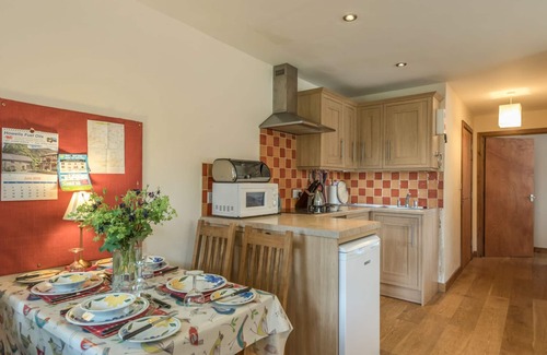 Bishops Castle Apartment | THE SCHOOLHOUSE BAKEHOUSE, family friendly in Bishop's Castle