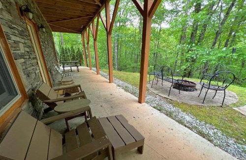 Almond House | The Scratching Post