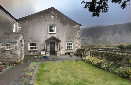 Nether Wasdale Apartment | The Screes - 800 meters from Wastwater Lakeshore