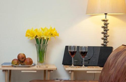 Bucks Cross House | The Shippen