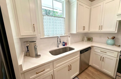 Oxford House | The Southern Belle, 3BR Classic Comfort in Oxford Photo Opportunity