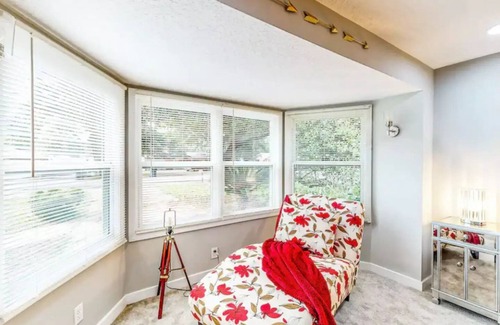 Pensacola Heights House | The Speakeasy on Chicago!n