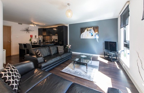 City Centre Glasgow Apartment | The Spires Serviced Apartments Glasgow